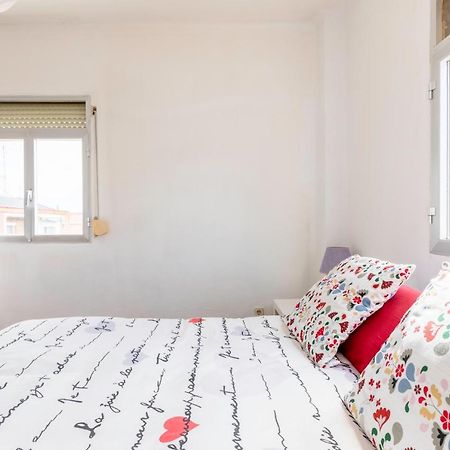 Linda Estancia Entre El Centro Y El Aeropuerto Apartman Madrid Kültér fotó