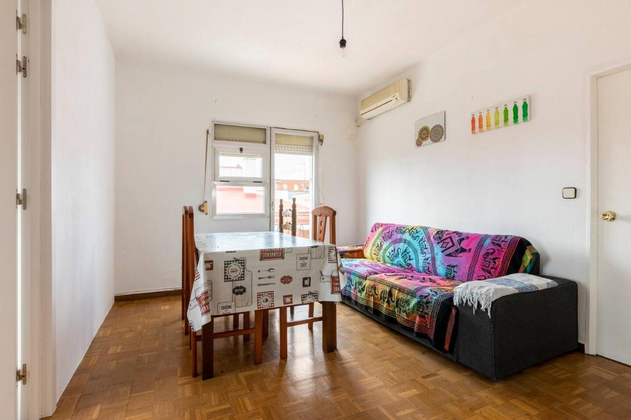 Linda Estancia Entre El Centro Y El Aeropuerto Apartman Madrid Kültér fotó